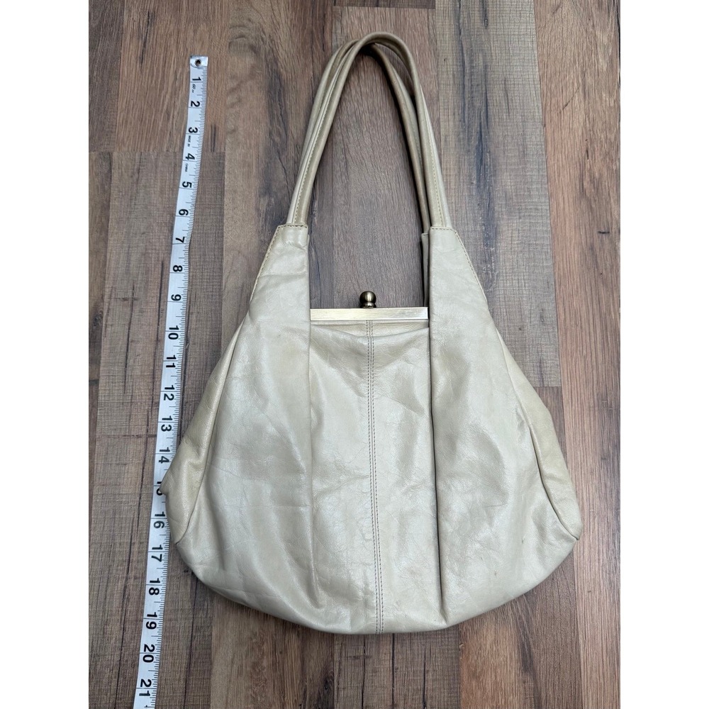 HOBO International Leather Frame Shoulder Bag Cream Kiss Lock Hobo Purse - Picture 7 of 9